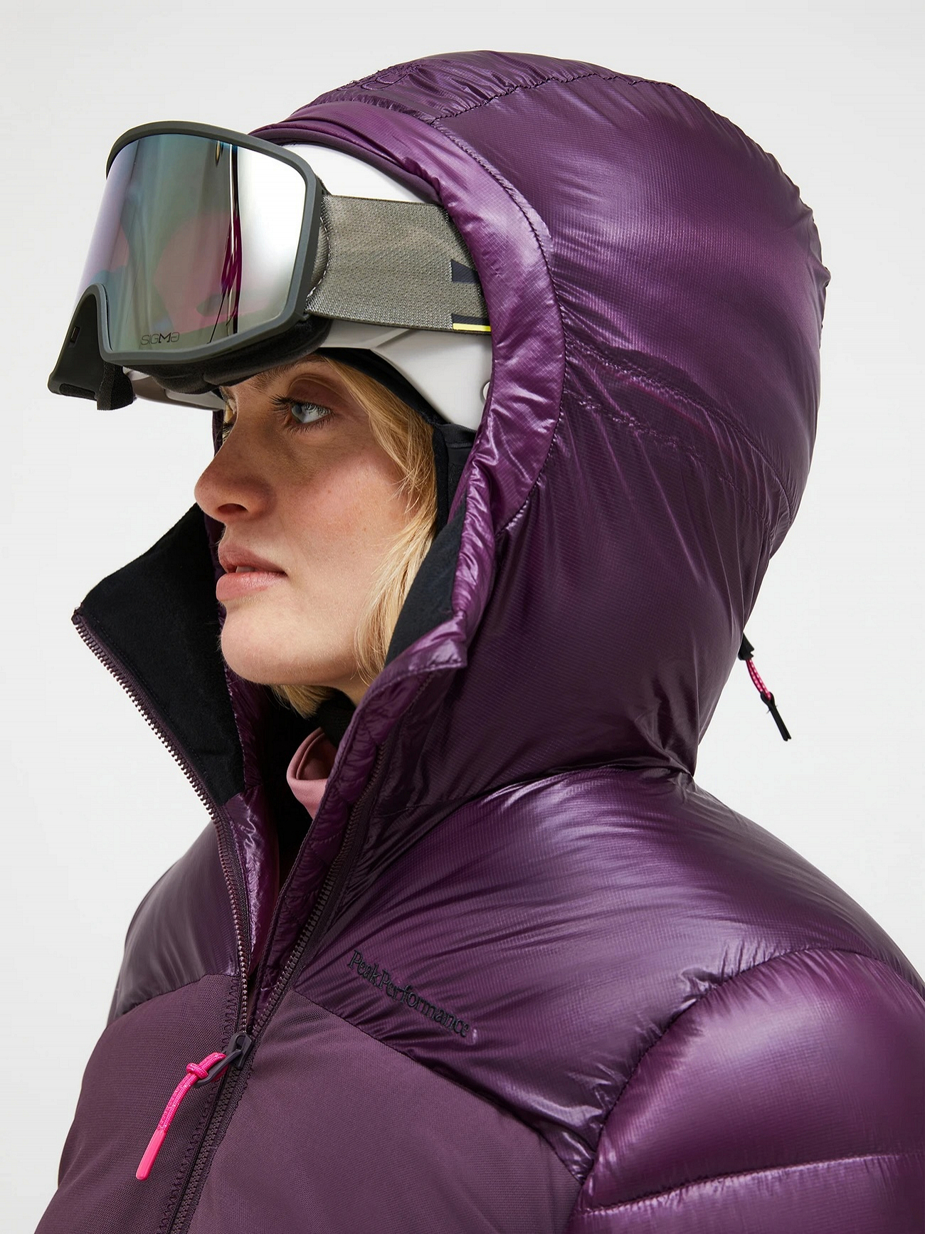 W Minus Degree Down Puffer (FW24) - Peak Performance Whistler